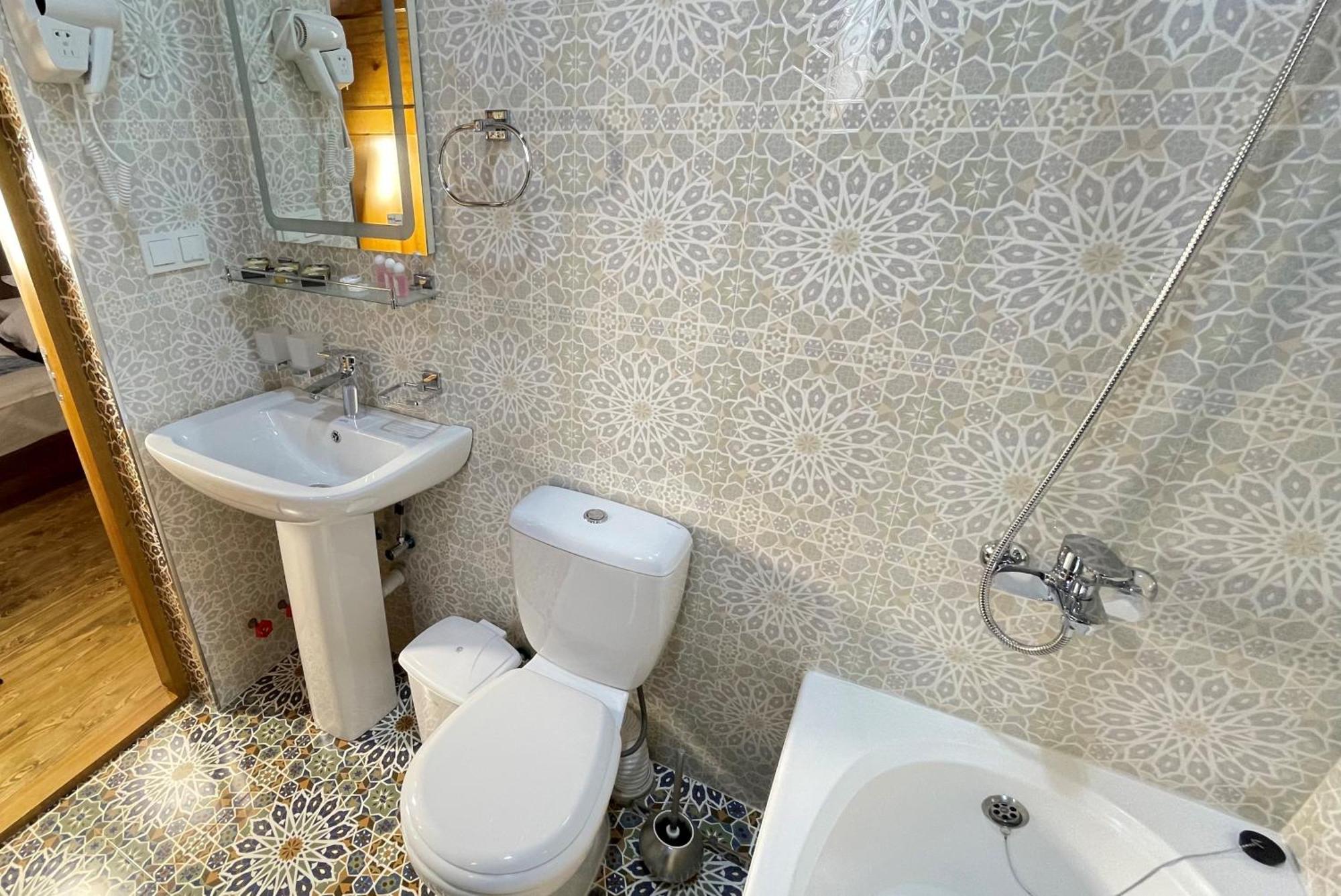 Mahbubakhon Guest House In Old City Boukhara Extérieur photo