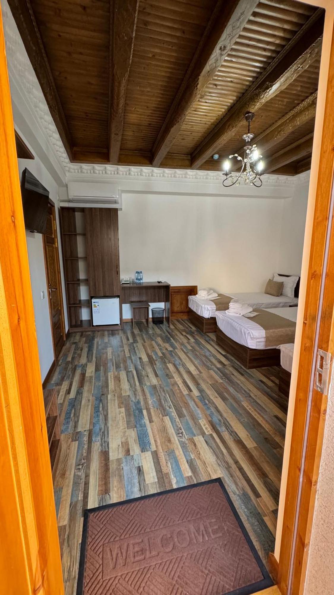 Mahbubakhon Guest House In Old City Boukhara Extérieur photo