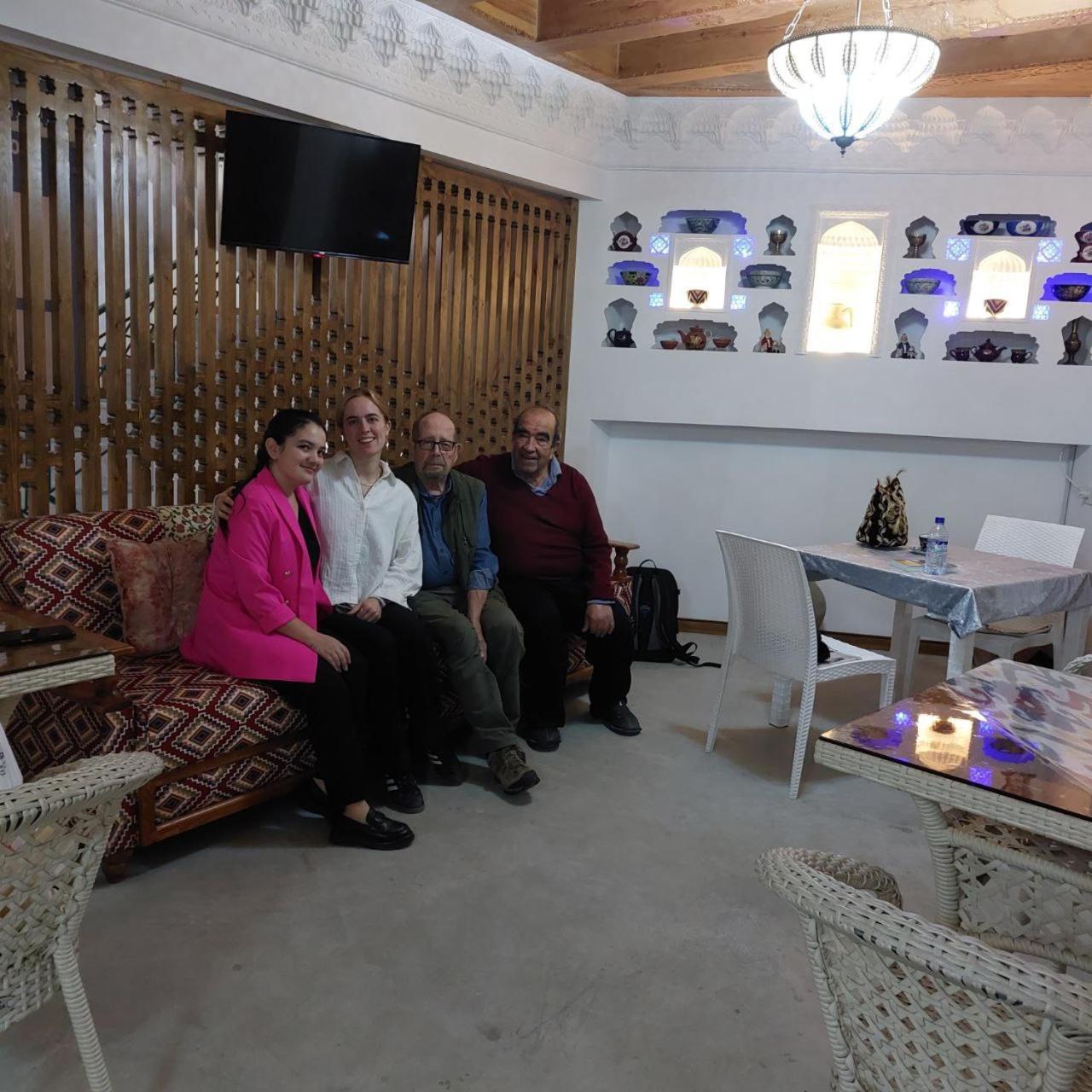 Mahbubakhon Guest House In Old City Boukhara Extérieur photo